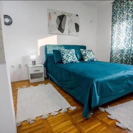 Sky 1 Apartman Subotica Exterior photo